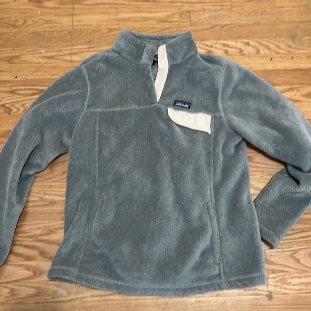 Patagonia pull over